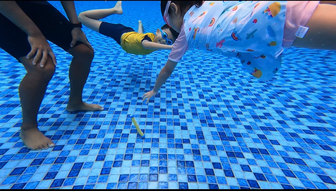 pool coaching session